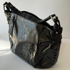 Vintage Furla Black Patent Leather Shoulder Handbag in Black